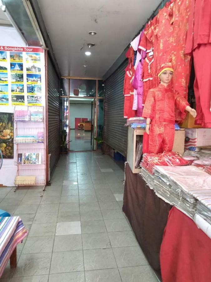 Cathay Guesthouse Hat Yai Extérieur photo