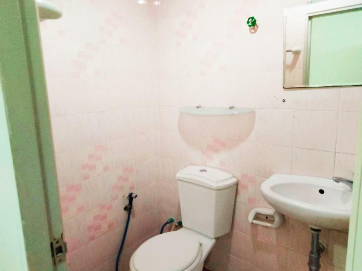 Cathay Guesthouse Hat Yai Extérieur photo